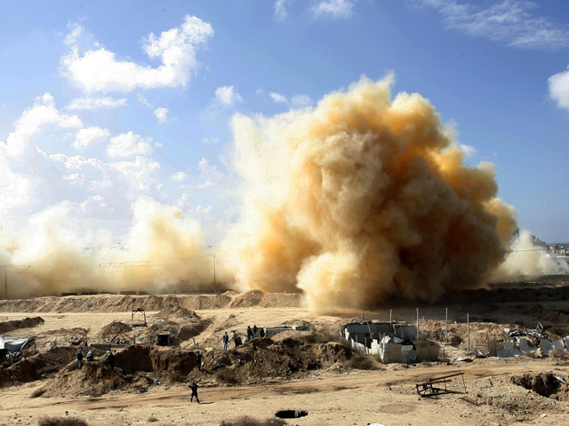 Взрыв на границе Газы и Египта (архив)