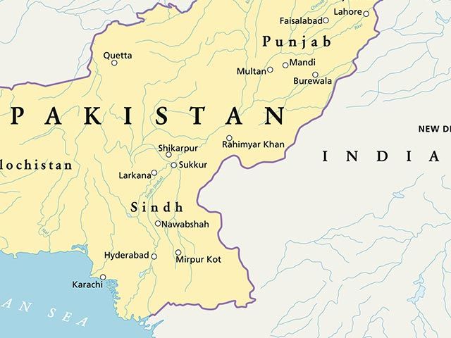 Террорист-смертник атаковал шиитскую процессию в Пакистане, не менее 16 убитых