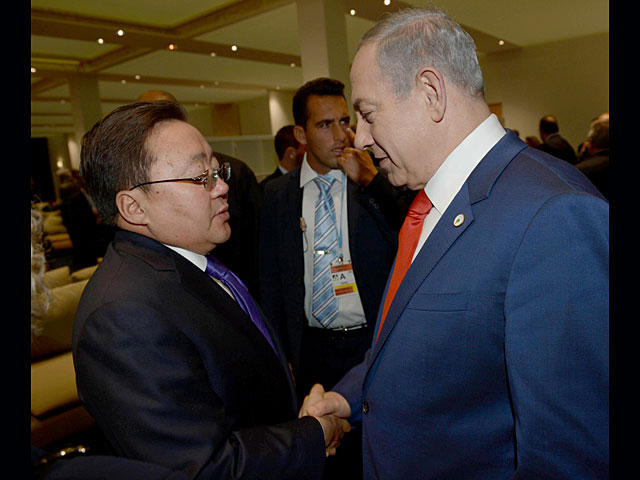 Президент Монголии Цахиагийн Элбэгдорж и премьер-министр Израиля Биньямин Нетаниягу
