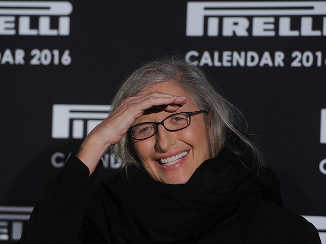 Энни Лейбовиц на презентации  календаря Pirelli 2016. Лондон, 30 ноября 2015 года