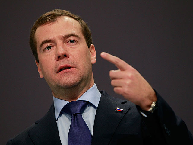 Дмитрий Медведев подписал указ, налагающий эмбарго на поставки из Турции  