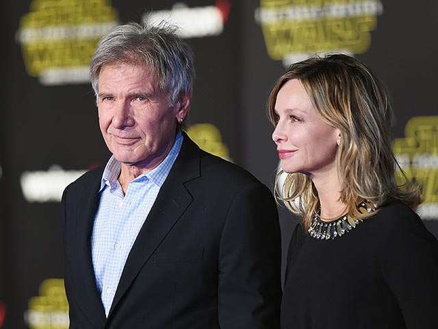 Гаррисон Форд и Калиста Флокхарт на премьере 7-й части "Звездных войн"