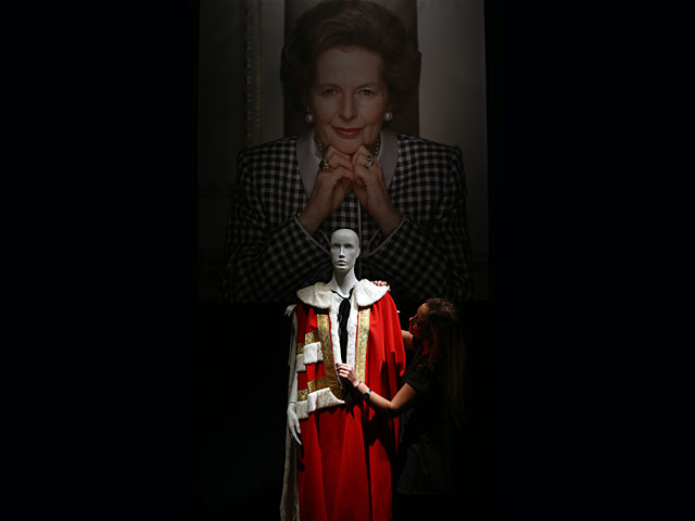 Украшения и личные вещи "железной леди" Маргарет Тэтчер выставлены на аукцион  