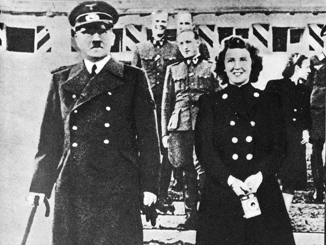 Адольф Гитлер и Ева Браун, 1944 год