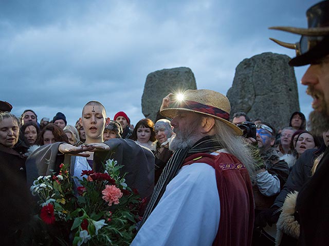 День зимнего солнцестояния: обряд друидов в Стоунхендже