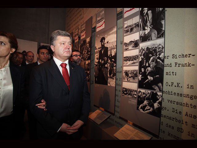 В первый день визита президент Украины посетил музей "Яд ва-Шем"
