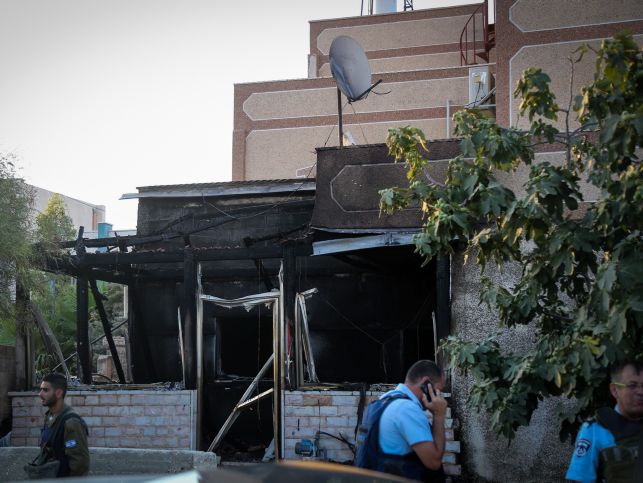 Сгоревший дом в деревне Дума. 31.07.2015 