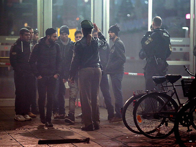 Согласно данным, которыми располагает сегодня немецкая полиция, преступники действуют группами