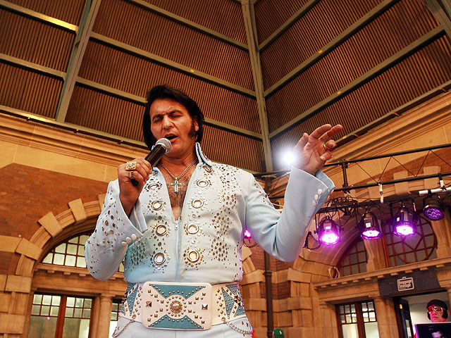 The 2016 Parkes Elvis Festival в Сиднее