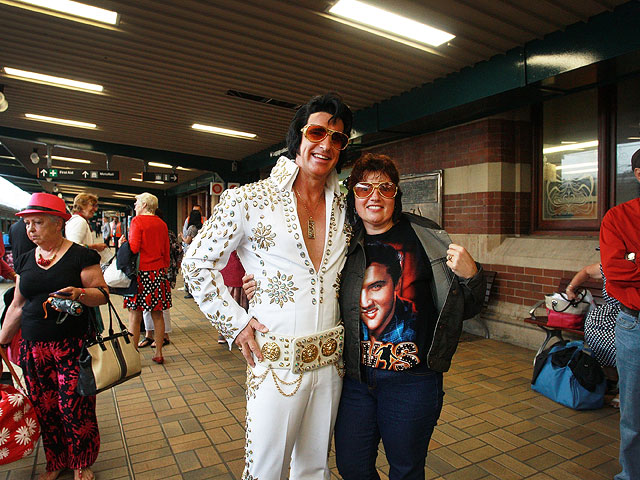 The 2016 Parkes Elvis Festival в Сиднее