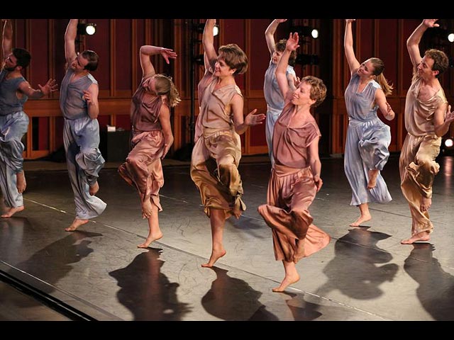 Со 2 по 6 февраля 2016 года Танцевальный ансамбль Марка Морриса покажет в Израиле две программы