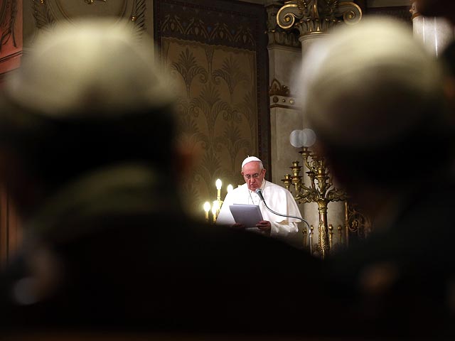 Папа Римский Франциск в Большой римской синагоге. 17 января 2016 года