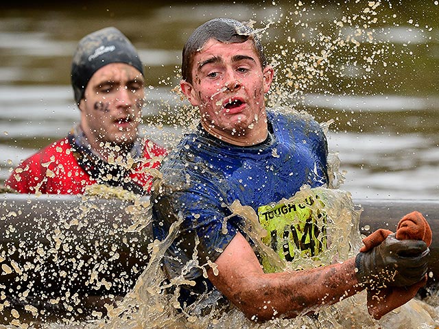 Соревнование Tough Guy Challenge 