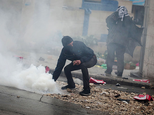 Maan: во время столкновений около Хеврона израильскими военными убит 16-летний подросток  