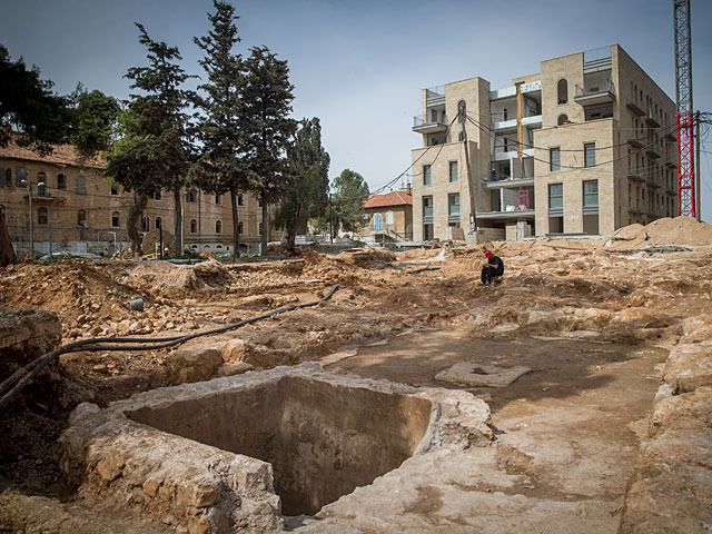 На базе ЦАХАЛа в Иерусалиме обнаружена баня десятого легиона "Фретензис"  