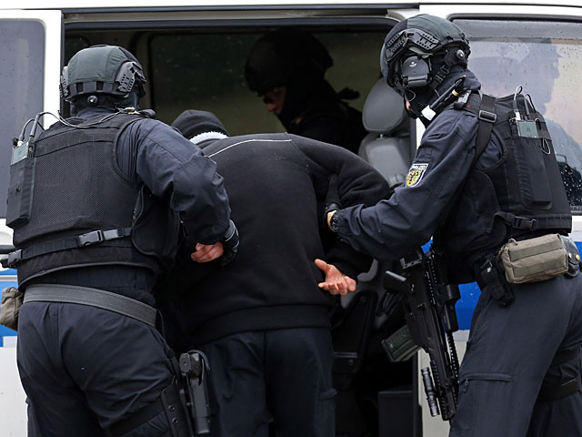 Во Франции арестованы уроженцы Кавказа, связанные с "Исламским государством"  