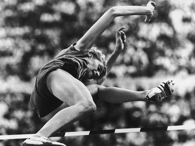 Умерла лучшая прыгунья в высоту ХХ века, двукратная олимпийская чемпионка