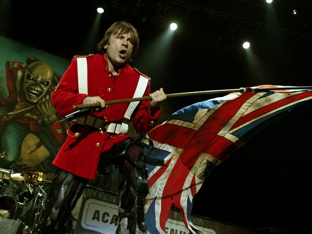 Вокалист группы Iron Maiden Брюс Дикинсон