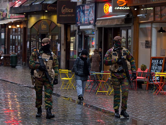 Антитеррористическая операция в Брюсселе: задержаны двое боевиков  
