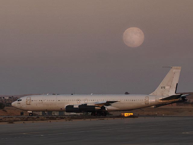  Самолет Boeing 707