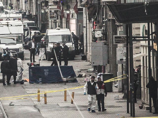 Теракт в Стамбуле. Фоторепортаж с места происшествия