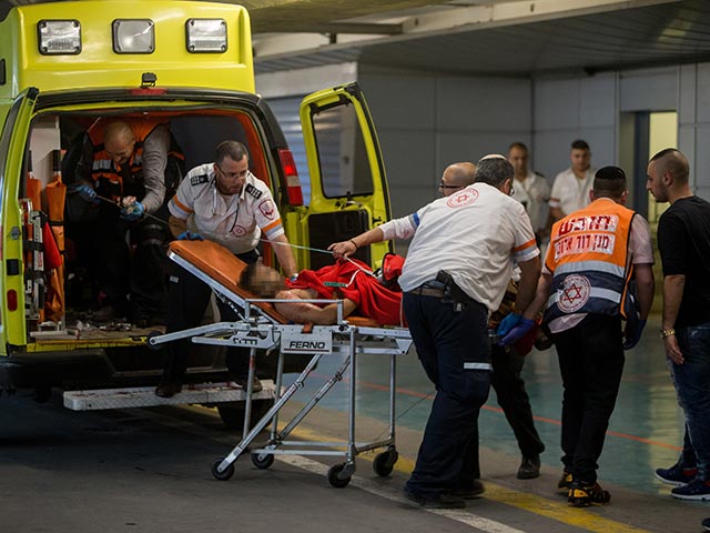 Служба скорой помощи опубликовала данные о жертвах волны террора  
