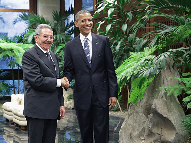 Президент США Барак Обама встретился с президентом Республики Раулем Кастро