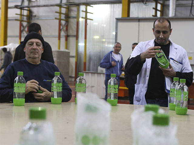 Из-за движения BDS 74 палестинца лишились работы на израильском заводе  