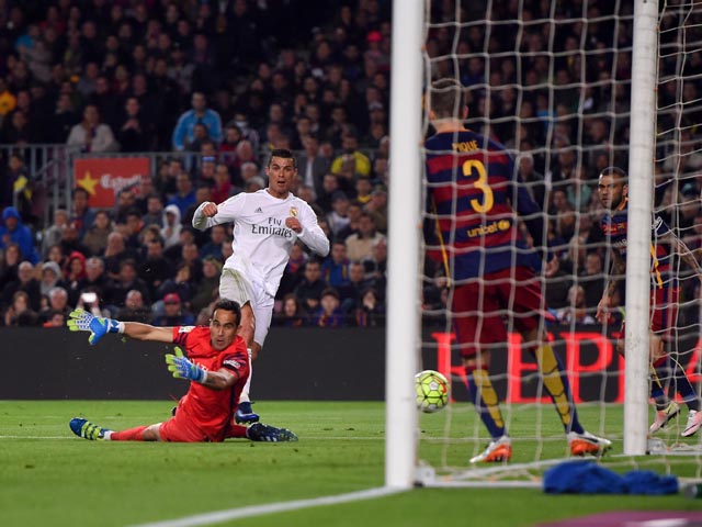 "Реал" в гостях обыграл "Барселону". Победный гол на счету Криштиану Роналду