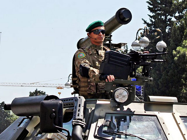 Военный парад в Баку, 26 июня 2011 год.  