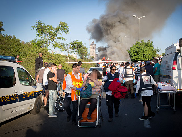 Взрыв в автобусе в центре Иерусалима: не менее 15 раненых  