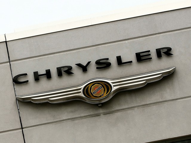 Компания Chrysler отзывает более миллиона автомобилей по всему миру