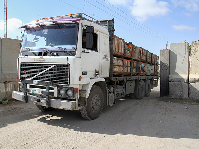 Четыре тонны соли аммония конфискованы по пути в Газу