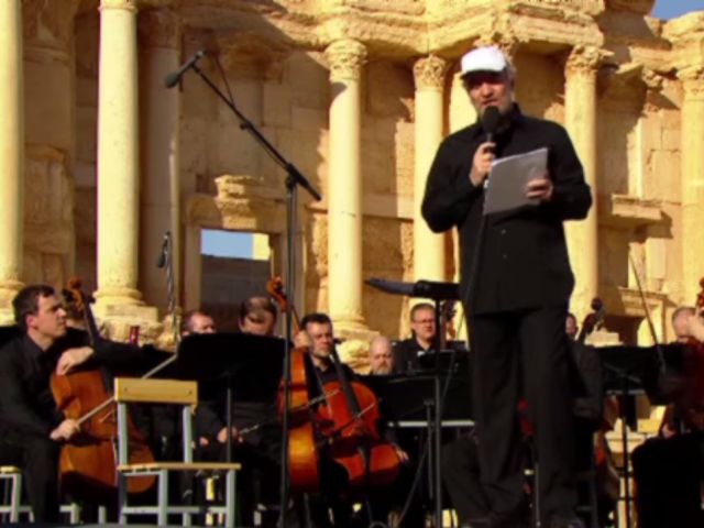 Выступление симфонического оркестра Мариинского театра в Пальмире. 5 мая 2016 года