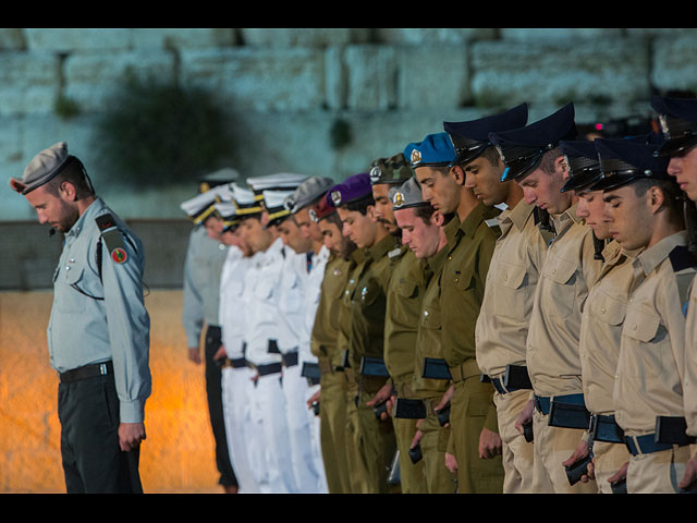 Израиль чтит память погибших в войнах и терактах