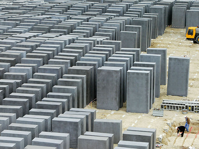 Мемориал Холокоста в Берлине. 2004 год