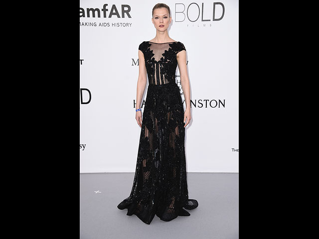 Касия Страсс   на вечере amfAR