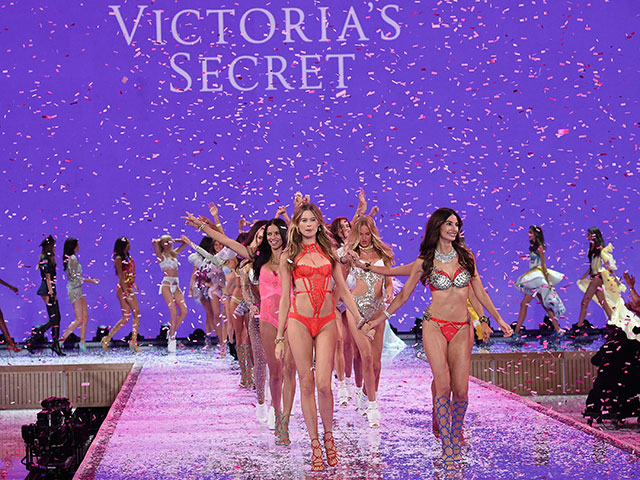 Модели Victoria's Secret