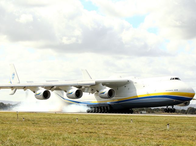 Ан-225