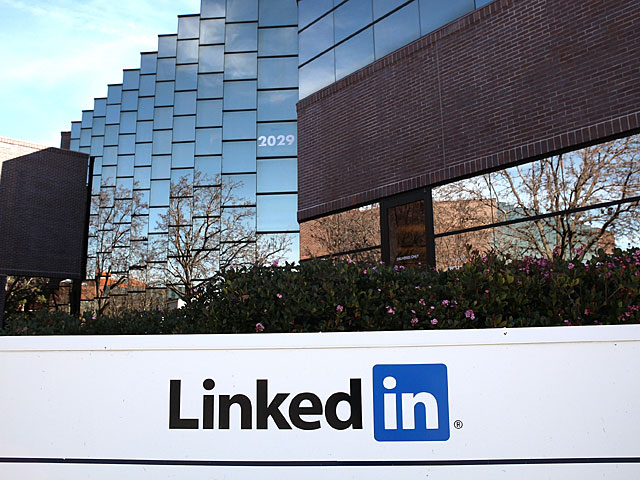 Microsoft покупает LinkedIn за $26,2 млрд  