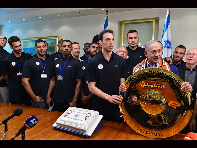 Нетаниягу поздравил баскетболистов из Ришон ле-Циона с победой на чемпионате Израиля  
