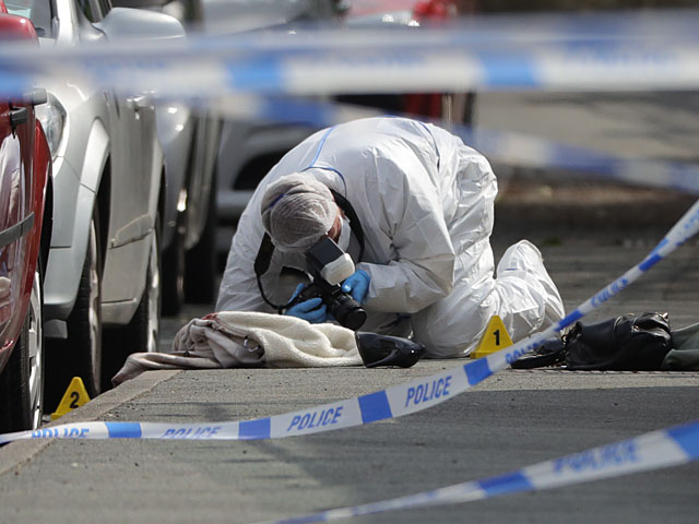 Умерла член британского парламента Джо Кокс, застреленная неизвестным преступником   