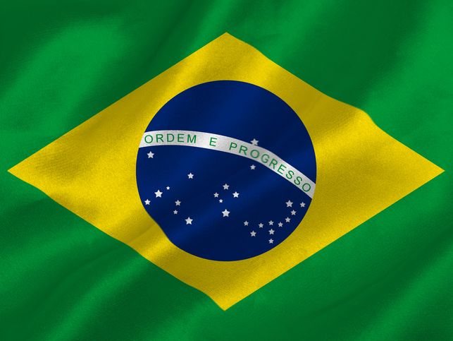 Оказавшаяся в тяжелом экономическом положении Бразилия намерена выйти из 34-х международных организаций 