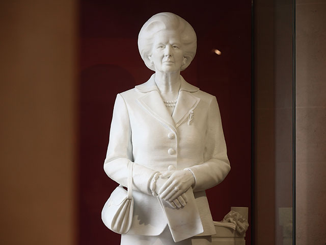Скульптура Маргарет Тэтчер. Лондон, 2013 год
