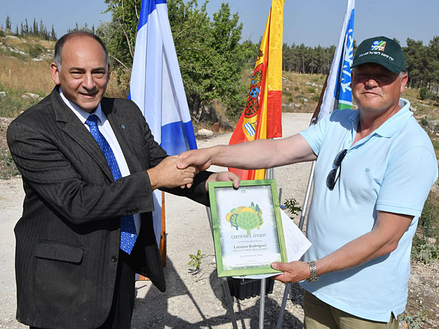 Жители испанской деревни, вернувшие звезду Давида на свой герб, посетили Израиль  