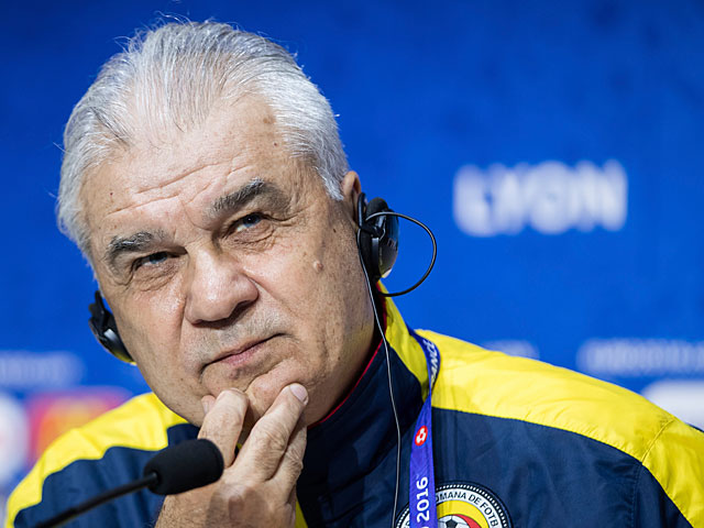 Ангел Йорданэску уволен с поста главного тренера сборной Румынии    
