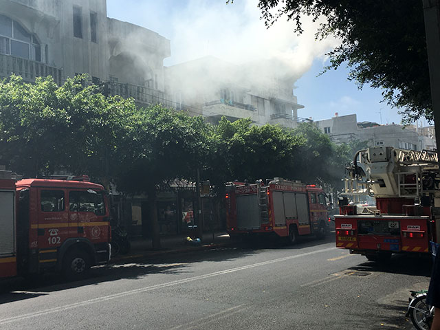 В центре Тель-Авива вспыхнул сильный пожар  