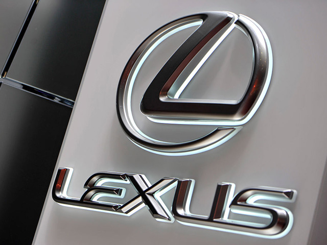 Компания "Лексмоторс" представила в Израиле новое спортивное купе Lexus RC