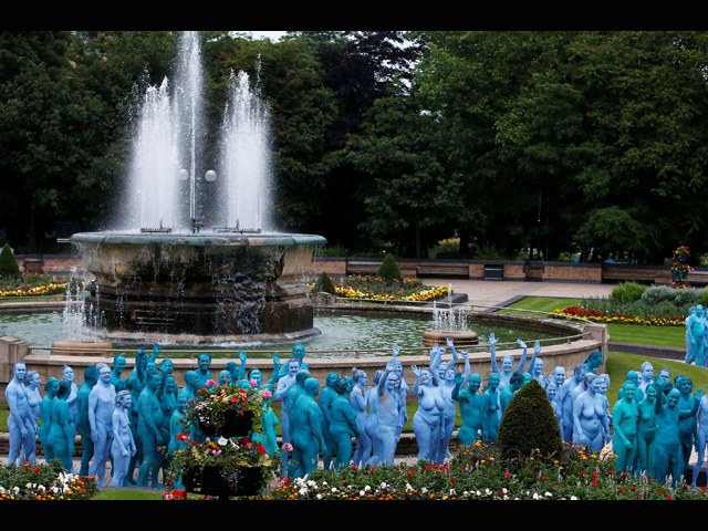 Фотосессия Спенсера Туника в Халле (Англия). 9 июля 2016 года