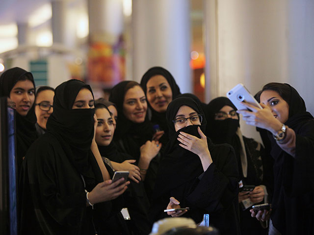 Саудовские статистики озадачены: холостых в 20 раз меньше, чем незамужних  